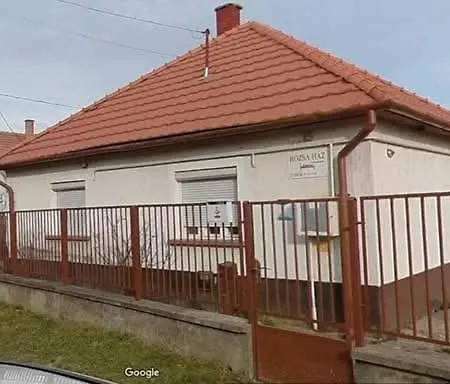 Rozsa Haz Apartmán Melykut